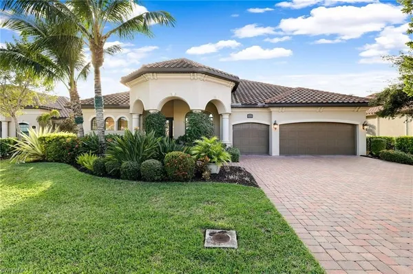 Property Slideshow image 2 of 48 | 28730 cavan ct, Bonita Springs, FL, 34135
