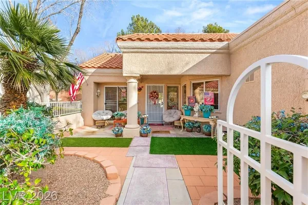 Property Slideshow image 2 of 43 | 2904 linkview dr, Las Vegas, NV, 89134