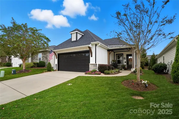 Property Slideshow image 2 of 48 | 6256 raven rock dr, Denver, NC, 28037