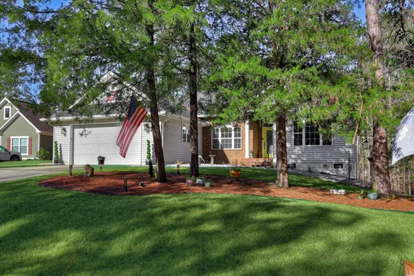 Property Slideshow image 3 of 53 | 408 reynard pl, Mccormick, SC, 29835