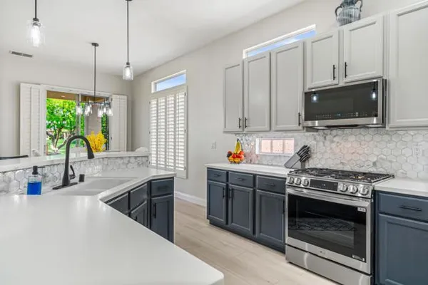 Property Slideshow image 2 of 60 | 44399 royal lytham dr, Indio, CA, 92201