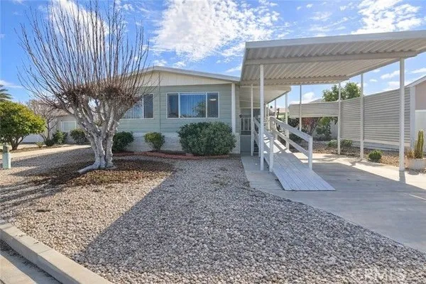 Property Slideshow image 2 of 7 | 28911 via, Murrieta, CA, 92563
