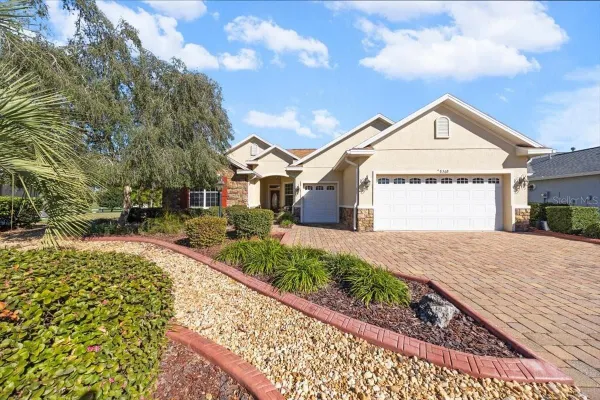 Property Slideshow image 3 of 67 | 8368 sw 82nd cir, Ocala, FL, 34481