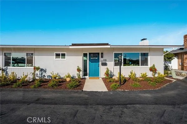 Property Slideshow image 2 of 54 | 115 monte vis 8, San Clemente, CA, 92672