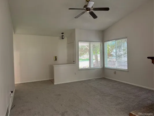 Property Slideshow image 3 of 31 | 41 canongate ln, Highlands Ranch, CO, 80130