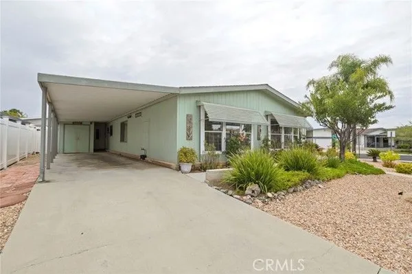 Property Slideshow image 2 of 31 | 38124 calle amigable, Murrieta, CA, 92563