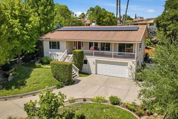 Property Slideshow image 2 of 41 | 10020 sage hl, Escondido, CA, 92026
