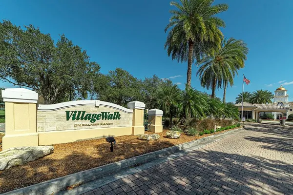 Property Slideshow image 2 of 50 | 5877 ferrara dr, Sarasota, FL, 34238