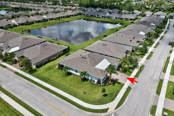 Property Slideshow image 3 of 36 | 6105 red maple mnr, Vero Beach, FL, 32966