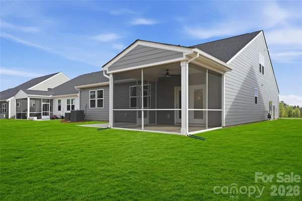 Property Slideshow image 3 of 37 | 1060 arundle rd, Sherrills Ford, NC, 28673