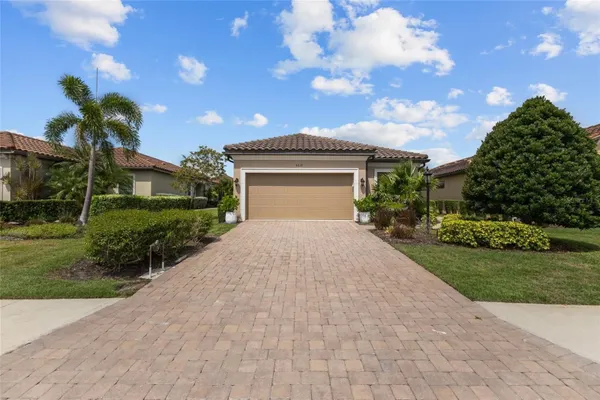 Property Slideshow image 2 of 66 | 5019 savona run, Bradenton, FL, 34211