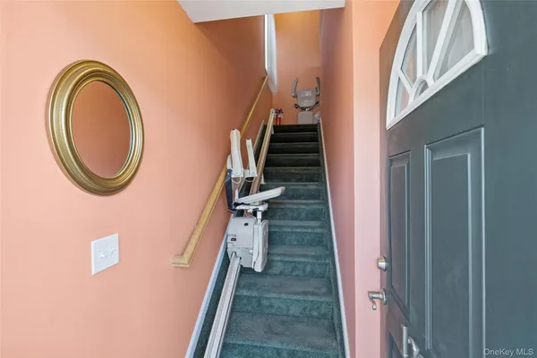 Property Slideshow image 3 of 39 | 1228 willow ln, Valley Stream, NY, 11580