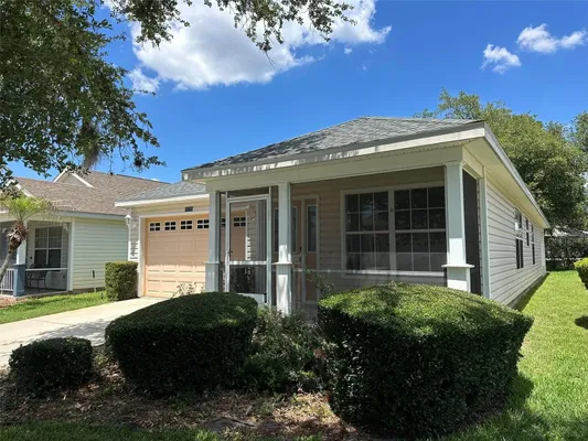 Property Slideshow image 2 of 23 | 25335 cranes roost cir, Leesburg, FL, 34748