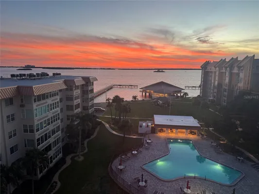 Property Slideshow image 2 of 78 | 622 edgewater dr 823, Dunedin, FL, 34698