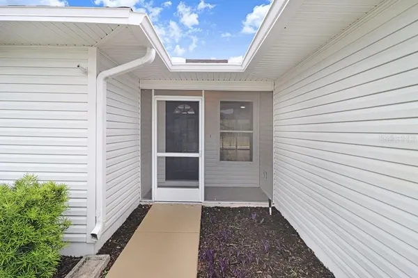 Property Slideshow image 2 of 40 | 3448 glen abbey ln, Lakeland, FL, 33810