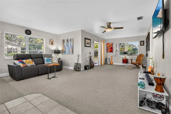 Property Slideshow image 2 of 66 | 4549 tippecanoe trl 20, Sarasota, FL, 34233