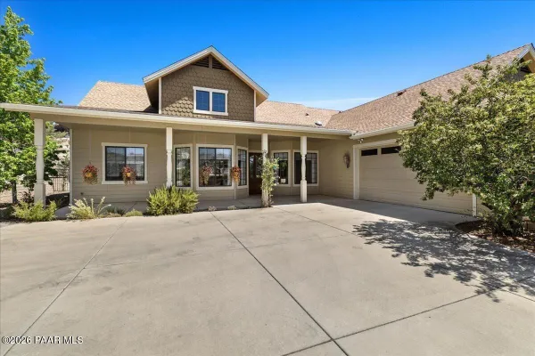 Property Slideshow image 3 of 43 | 2547 golden bear dr, Prescott, AZ, 86301