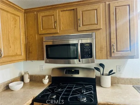 Property Slideshow image 3 of 20 | 38384 via escarlata, Murrieta, CA, 92563