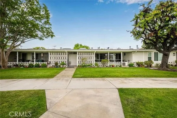 Property Slideshow image 2 of 27 | 13740 el dorado dr 26h, Seal Beach, CA, 90740