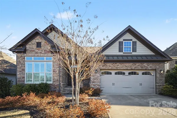 Property Slideshow image 2 of 33 | 15828 vale ridge dr, Charlotte, NC, 28278