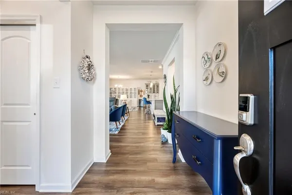 Property Slideshow image 2 of 47 | 204 cathedral st, Smithfield, VA, 23430