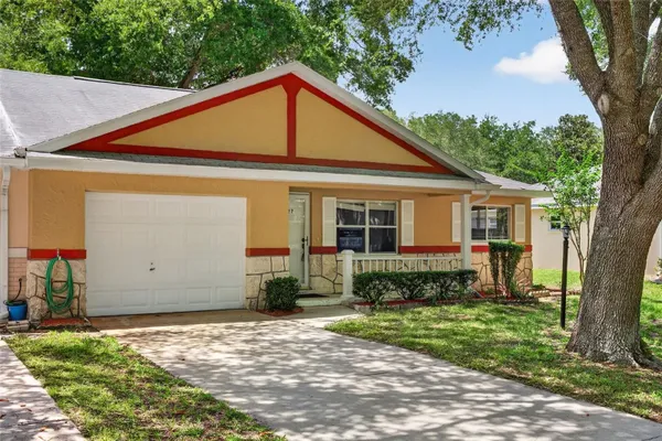 Property Slideshow image 2 of 36 | 9722 sw 95th ct c, Ocala, FL, 34481
