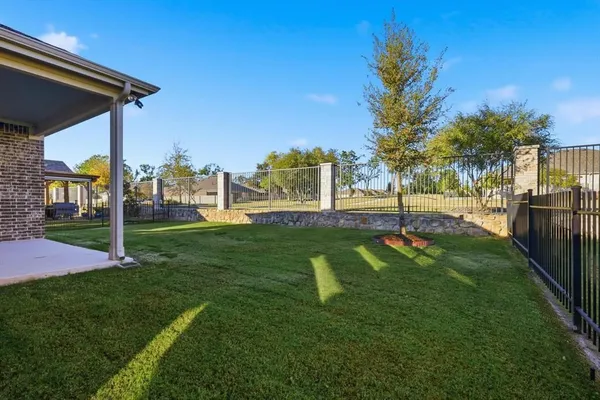 Property Slideshow image 2 of 40 | 9405 dusky trl, Mckinney, TX, 75071