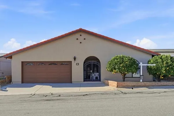 Property Slideshow image 3 of 48 | 634 via santa cruz, Vista, CA, 92081