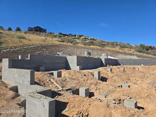 Property Slideshow image 2 of 13 | 506 bridgeway cir, Prescott, AZ, 86301