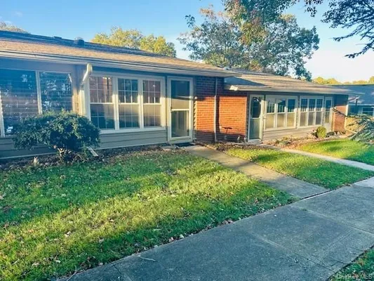 Property Slideshow image 2 of 24 | 261 newcastle ct unit d, Ridge, NY, 11961