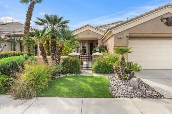 Property Slideshow image 2 of 21 | 80441 muirfield dr, Indio, CA, 92201