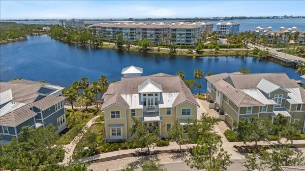 Property Slideshow image 3 of 88 | 340 sapphire lake dr 202, Bradenton, FL, 34209