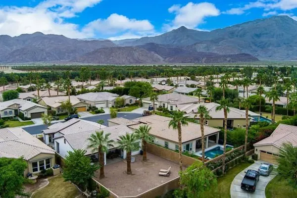 Property Slideshow image 2 of 87 | 81810 la paz ct, La Quinta, CA, 92253