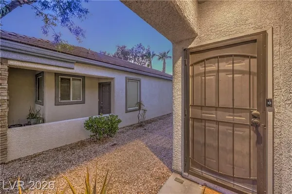 Property Slideshow image 3 of 56 | 2528 chasma dr, Henderson, NV, 89044