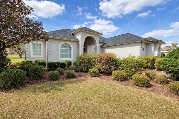 Property Slideshow image 2 of 31 | 39545 harbor hills blvd, Lady Lake, FL, 32159
