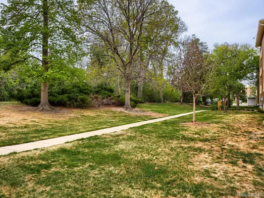 Property Slideshow image 3 of 28 | 795 s alton way 8c, Denver, CO, 80247