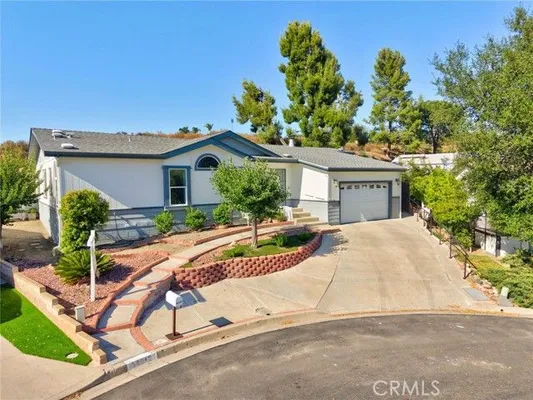 Property Slideshow image 2 of 43 | 38012 calle quedo, Murrieta, CA, 92563