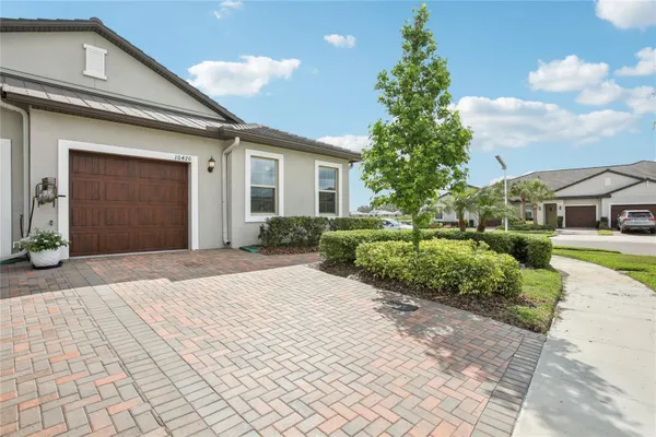 Property Slideshow image 2 of 33 | 10420 echo dock loop, San Antonio, FL, 33576