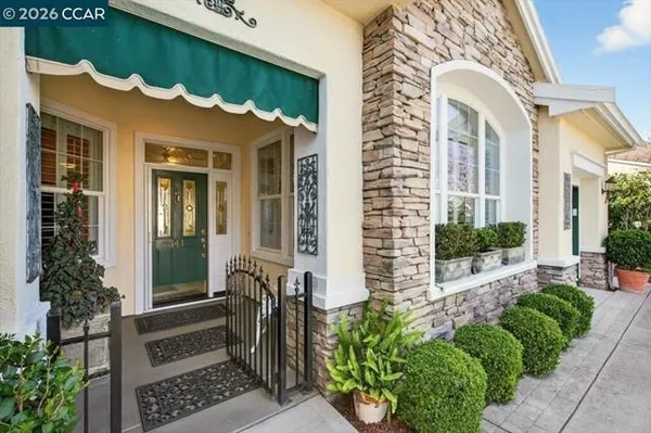 Property Slideshow image 2 of 54 | 341 upton pyne dr, Brentwood (Cc), CA, 94513