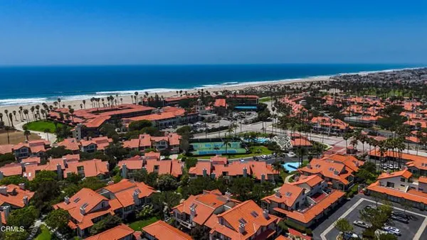 Property Slideshow image 2 of 56 | 2114 vina del mar, Oxnard, CA, 93035