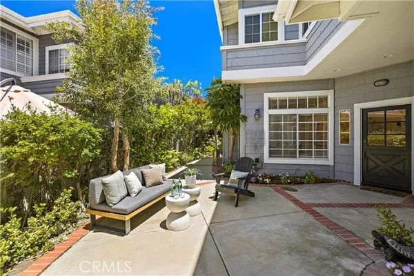 Property Slideshow image 3 of 35 | 3610 daffodil ave 29, Corona Del Mar, CA, 92625
