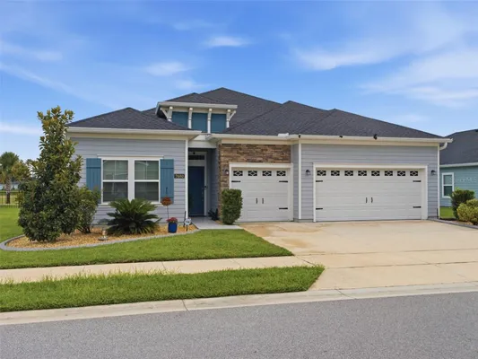 Property Slideshow image 2 of 42 | 7680 sw 74th loop, Ocala, FL, 34481