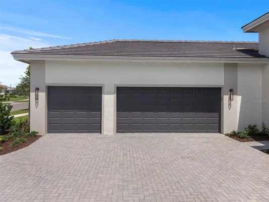 Property Slideshow image 3 of 80 | 4918 kiva cir, Lakewood Ranch, FL, 34211