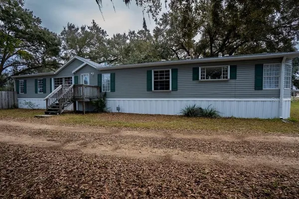 Property Slideshow image 2 of 37 | 13811 county road 109d, Lady Lake, FL, 32159