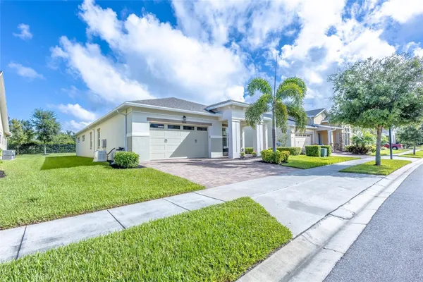 Property Slideshow image 3 of 86 | 2606 meadowedge loop, St Cloud, FL, 34772