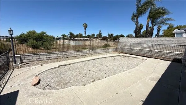 Property Slideshow image 2 of 17 | 1561 ailanthus dr, Hemet, CA, 92545