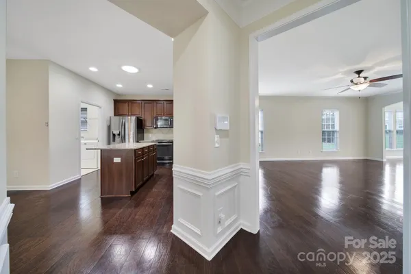 Property Slideshow image 3 of 48 | 1024 mesa verde dr, Fort Mill, SC, 29707