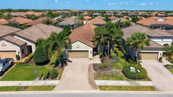 Property Slideshow image 3 of 64 | 13117 palermo dr, Bradenton, FL, 34211