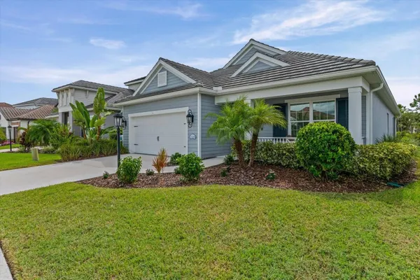 Property Slideshow image 2 of 50 | 13229 steinhatchee loop, Venice, FL, 34293