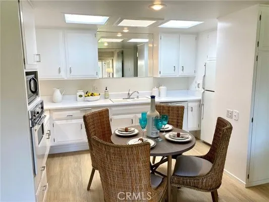 Property Slideshow image 2 of 43 | 1640 glenview rd, Seal Beach, CA, 90740